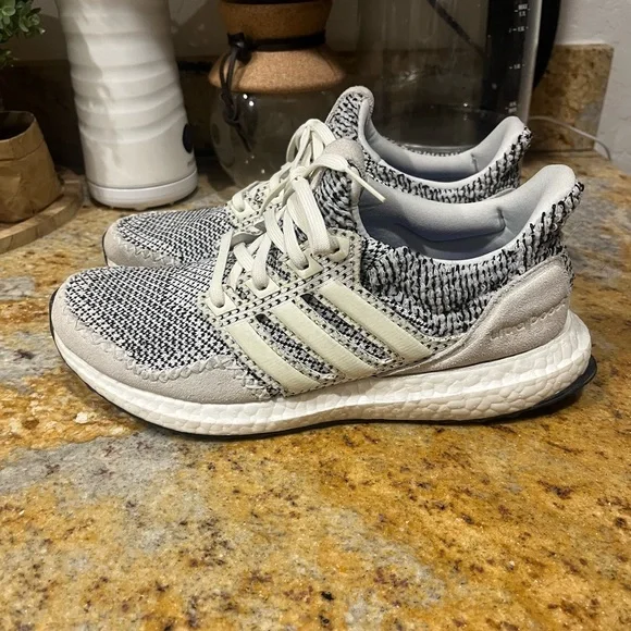 Adidas ultra boost prime green size 7 - Picture 3 of 9